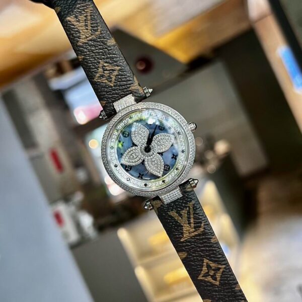 New Collection LV Watch 002