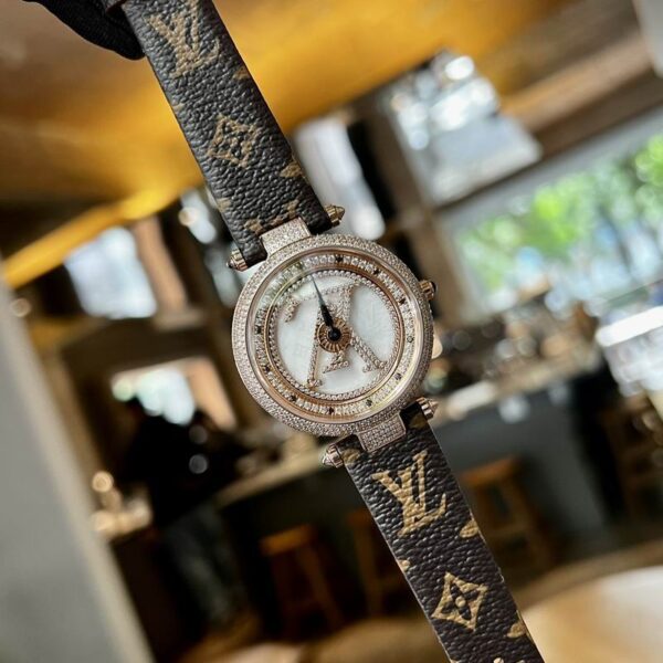 New Collection LV Watch 003