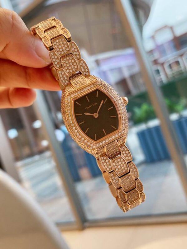 New Collection Cartier Watch 106