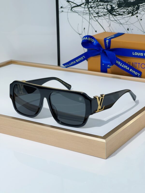 New Collection LV Glasses 084