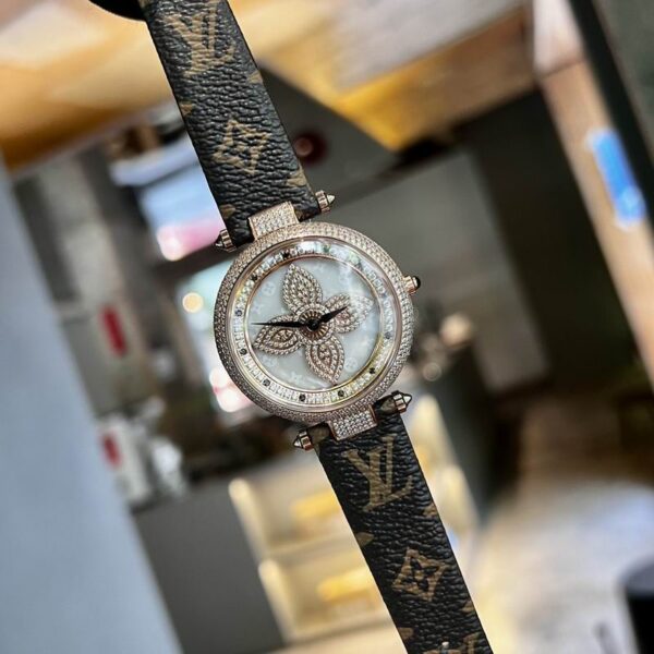 New Collection LV Watch 002