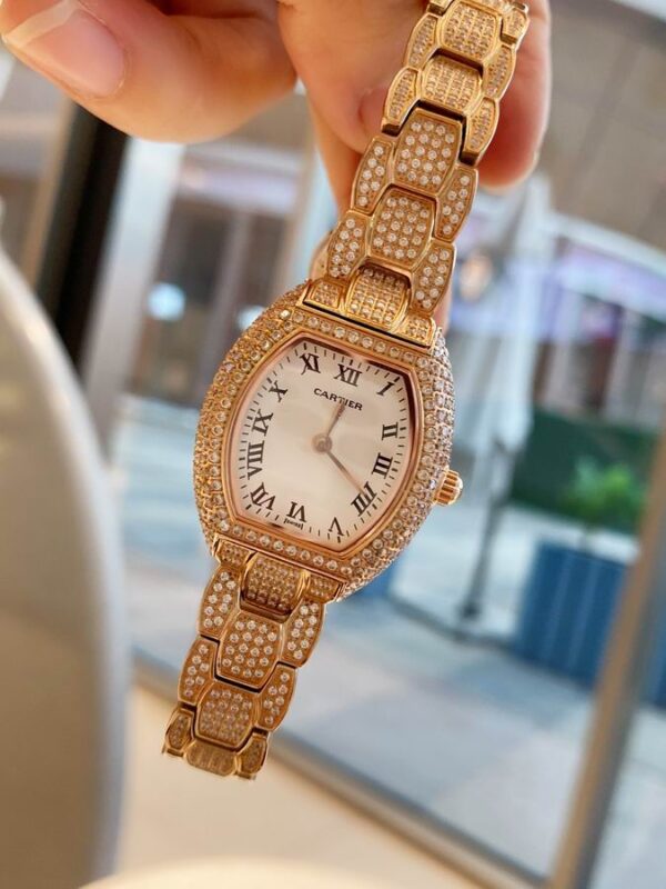 New Collection Cartier Watch 106