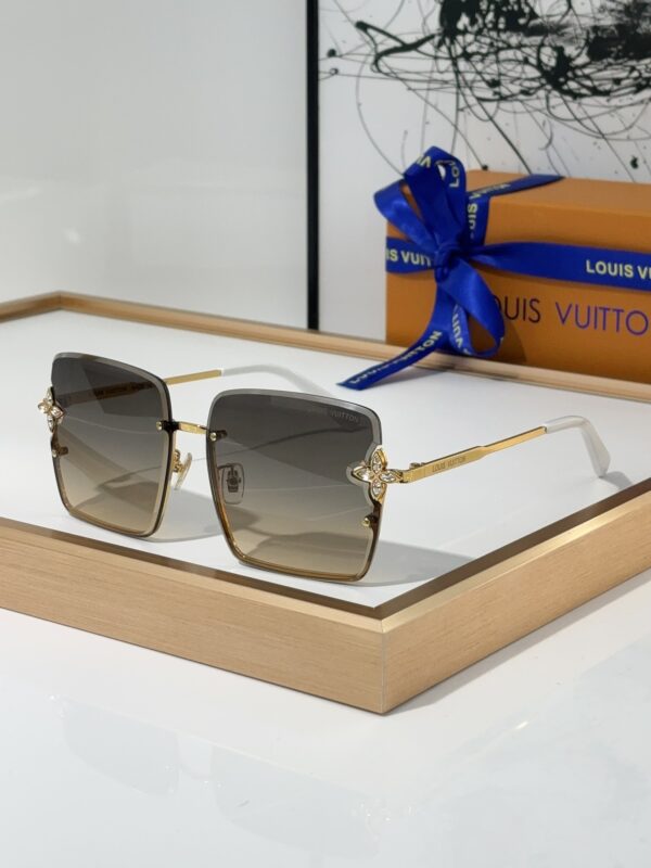 New Collection LV Glasses 087