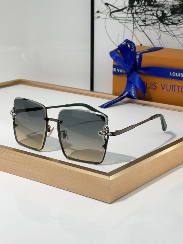 New Collection LV Glasses 087