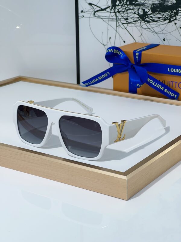 New Collection LV Glasses 084