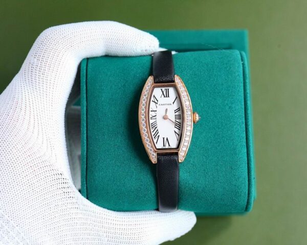 New Collection Cartier Watch 105