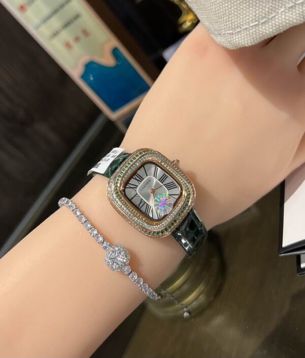 New Collection Cartier Watch 046