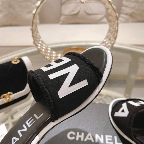 New Collection Chanel Shoes 161