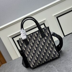 Dior 311 21x23.5x7.5cm ww (4) 1161072