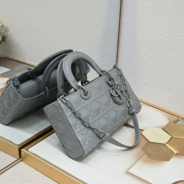 New Collection Dior Bag 0186