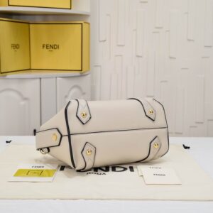 Fendi 3311 27.5x25.5x17.5cm ww (25) 1161135