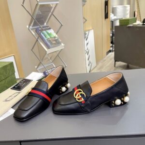 New Collection Gucci Shoes 261