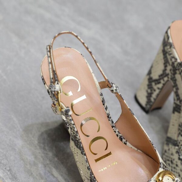 New Collection Gucci Shoes 271