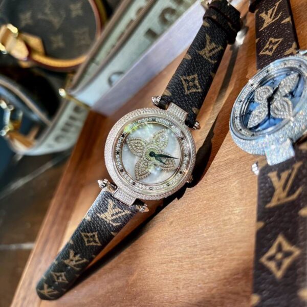 New Collection LV Watch 002