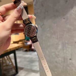 LV watch 100 (2) 1694491