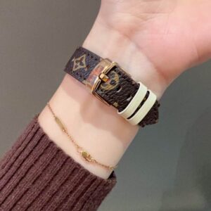 LV watch 57 (6) 1695339