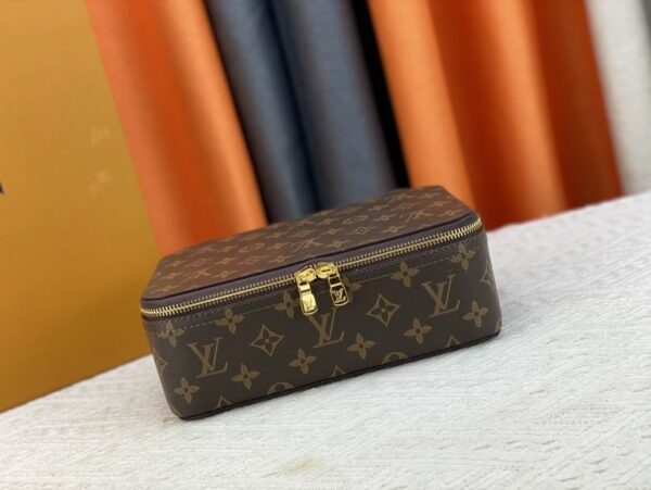 New Collection LV Bag 1332