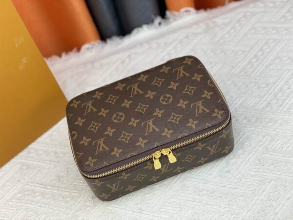 New Collection LV Bag 1332