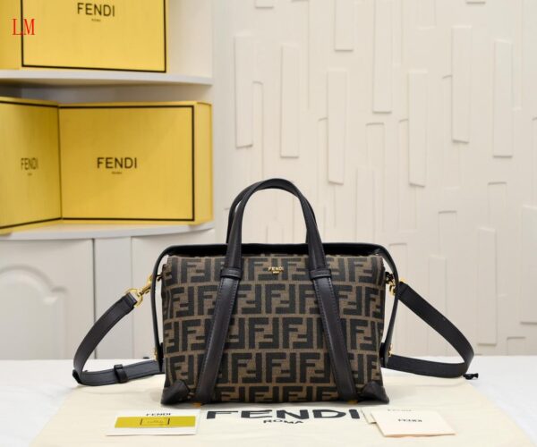 New Collection Fendi Bag 095