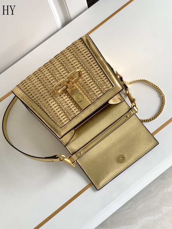 New Collection Valentino Bag 18