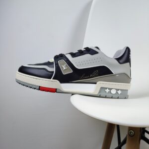 New Collection LV Trainer 004