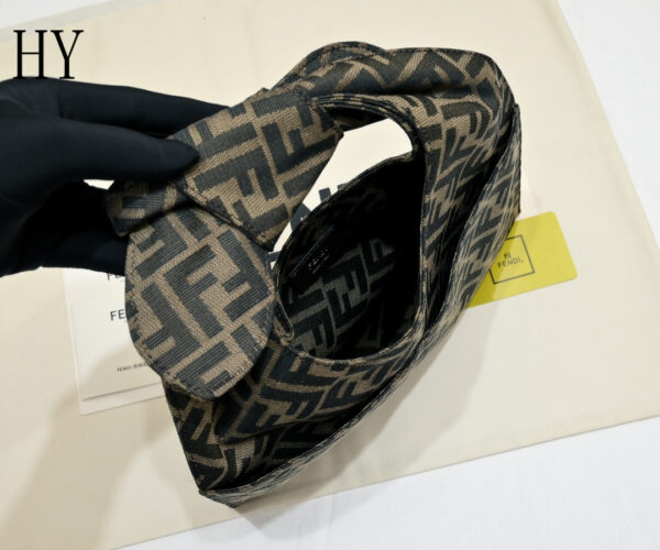 New Collection Fendi Bag 136