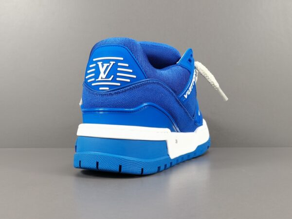 New Collection LV Trainer Maxi 012