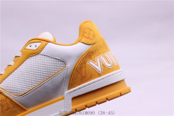 New Collection LV Trainer 082