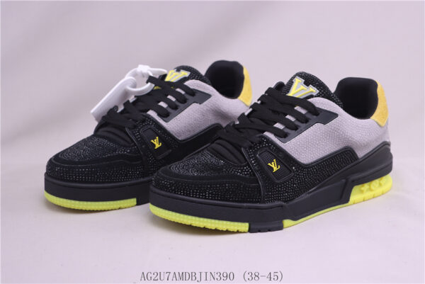 New Collection LV Trainer 066