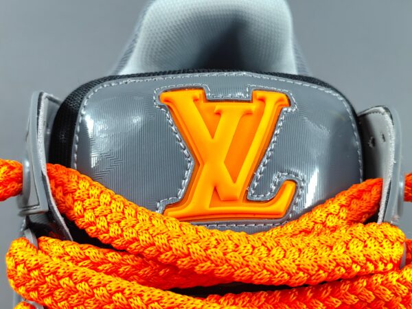 New Collection LV Trainer Maxi 016