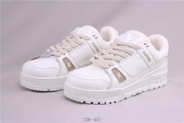 New Collection LV Trainer 068