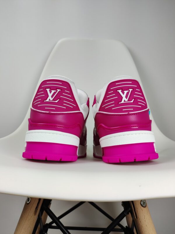 New Collection LV Trainer 048