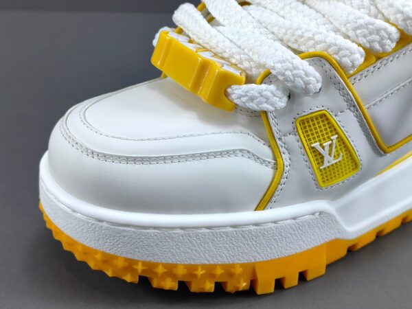 New Collection LV Trainer Maxi 003