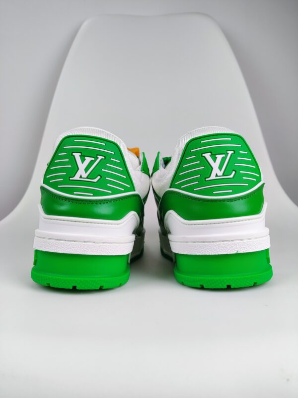 New Collection LV Trainer 018