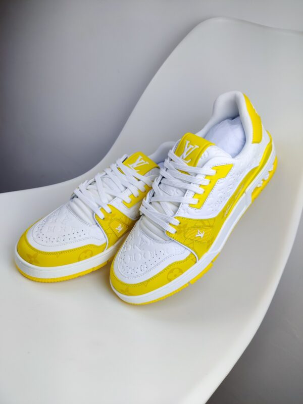 New Collection LV Trainer 036