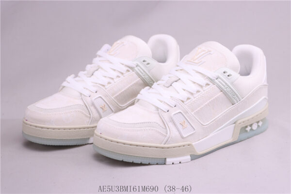 New Collection LV Trainer 067