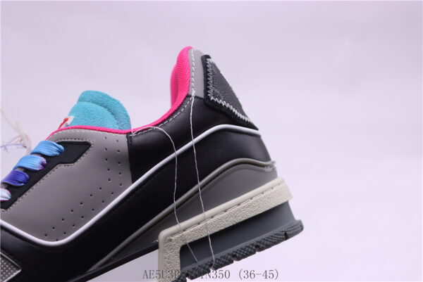 New Collection LV Trainer 083