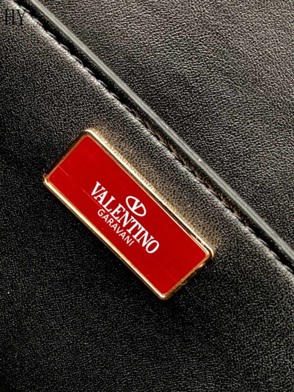 New Collection Valentino Bag 17