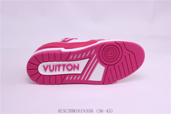 New Collection LV Trainer 084