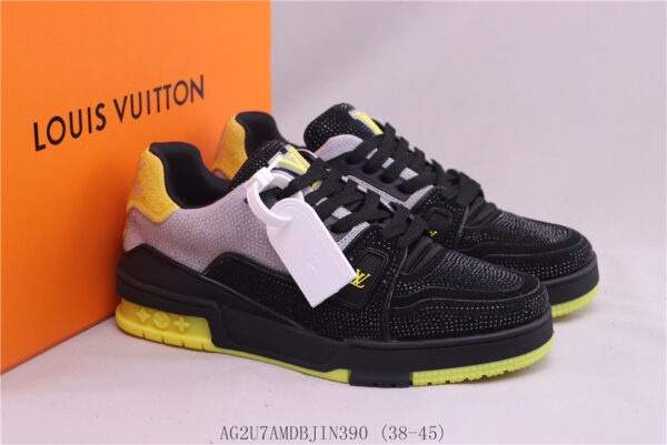 New Collection LV Trainer 066