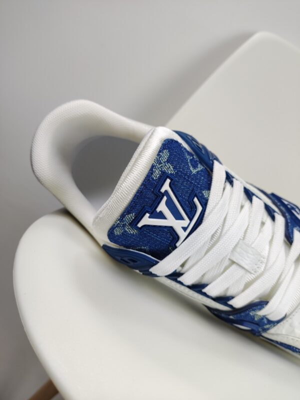 New Collection LV Trainer 006