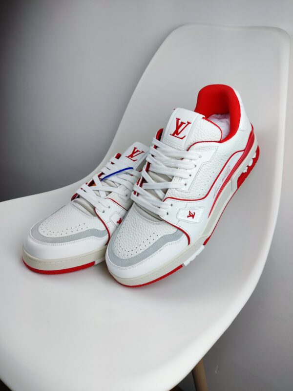 New Collection LV Trainer 025