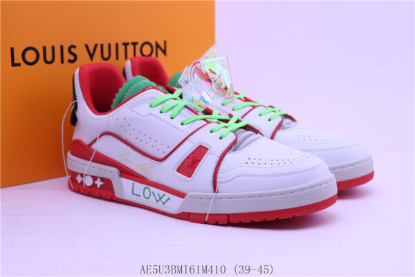 New Collection LV Trainer 102