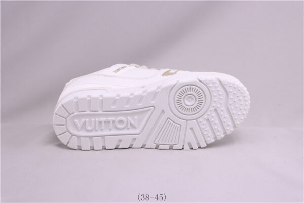 New Collection LV Trainer 068