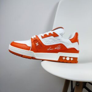 New Collection LV Trainer 033