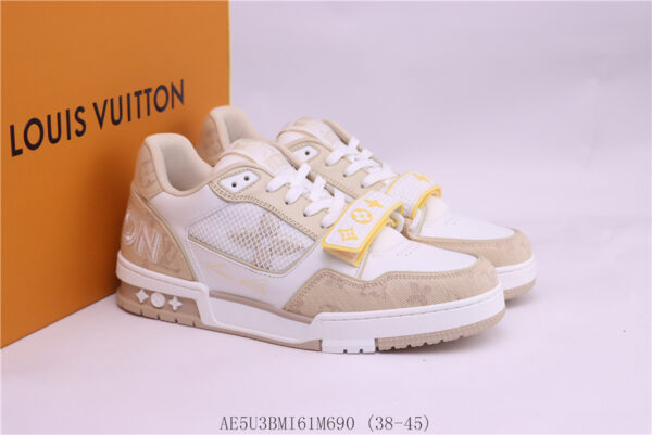 New Collection LV Trainer 081