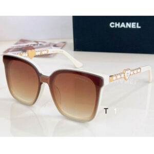 Chanel A95076 54 21 142 a02 1940515