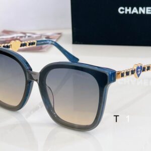 Chanel A95076 54 21 142 a05 1940512