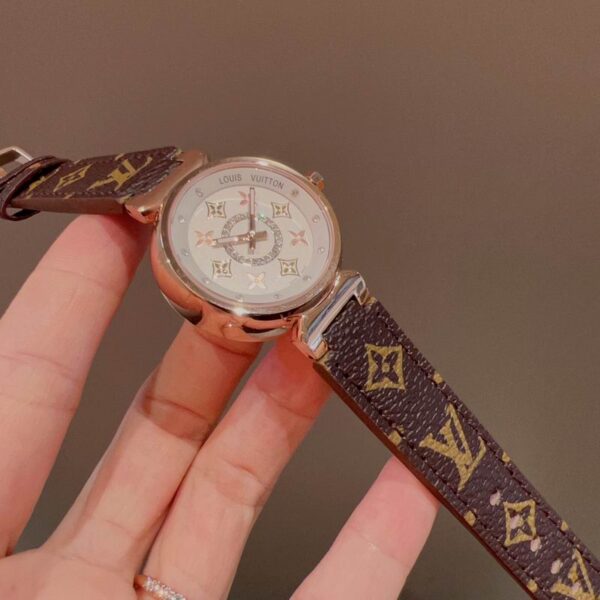 New Collection LV Watch 027