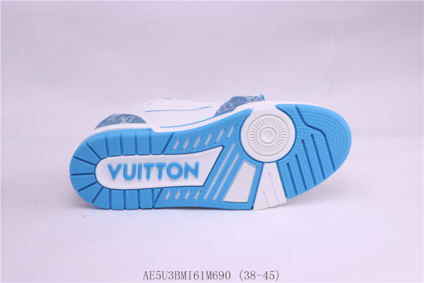 New Collection LV Trainer 077